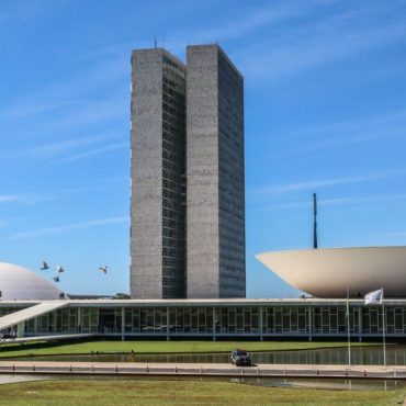 Brasília - monumentos e prédios públicos - Brasília - 22.05.2023 - Foto da Fachada do Congresso Nacional, em Brasília.