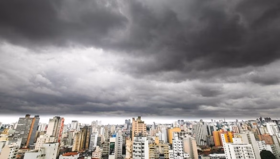 Defesa Civil de SP monta Gabinete de Crise para monitorar ventania de até 100 km/h a partir desta quinta-feira (6)